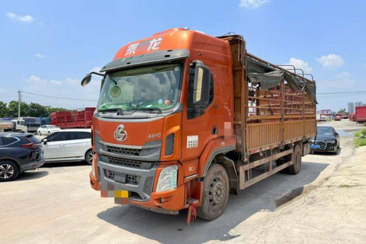二手东风柳汽乘龙 240马力 载货车