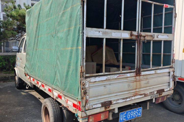 二手长安跨越 112马力 载货车