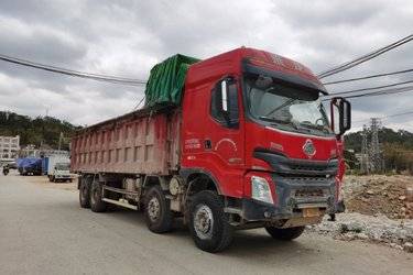 二手东风柳汽 乘龙H7 520马力 8X4 8.2米自卸车(国五) 前四后八 玉柴二手自卸车 黄牌图片
