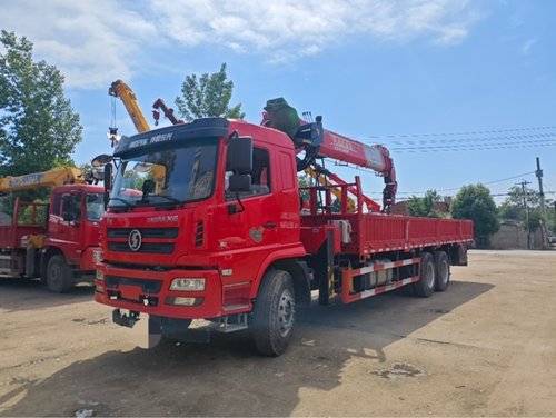 陕汽商用车 270马力 专用车