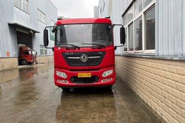 二手东风商用车 天锦KR 精英版 240马力 6X2 6.8米栏板载货车(国六) 前四后四 东风二手载货车 黄牌