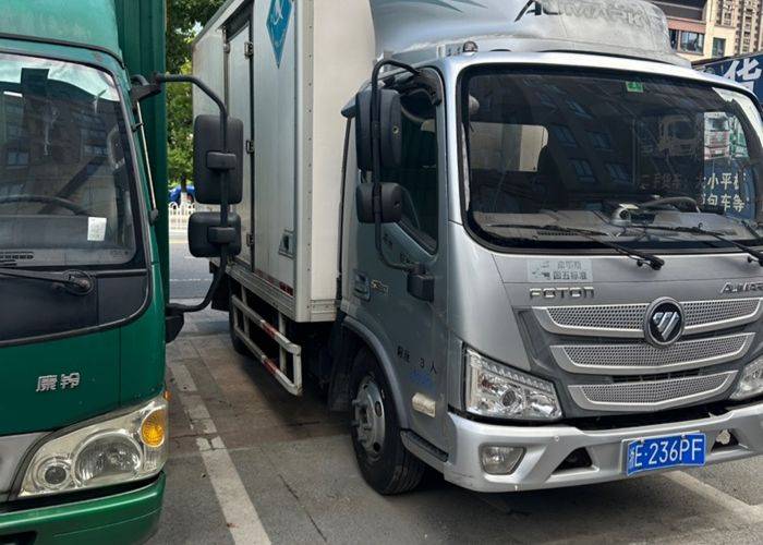 福田欧马可 129马力 载货车