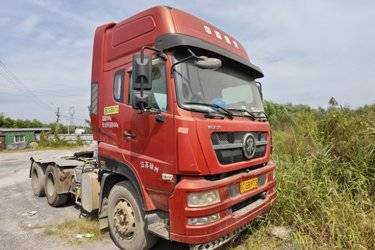 二手中国重汽 斯太尔D7B重卡 440马力 6X4牵引车(国五) 双驱 曼二手牵引车 黄牌图片