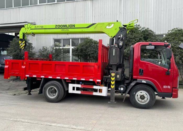 二手东风柳汽乘龙 180马力 专用车