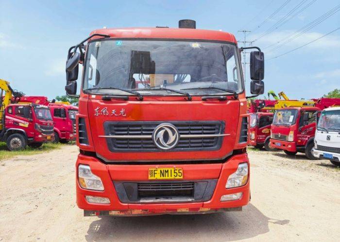 二手东风商用车 350马力 专用车