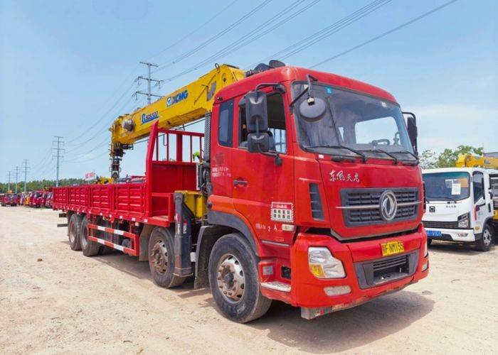 二手东风商用车 350马力 专用车