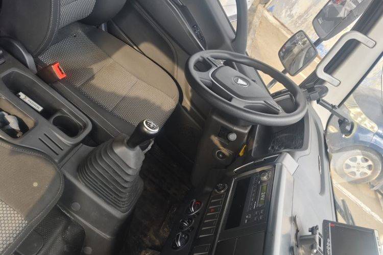福田欧马可 115马力 载货车