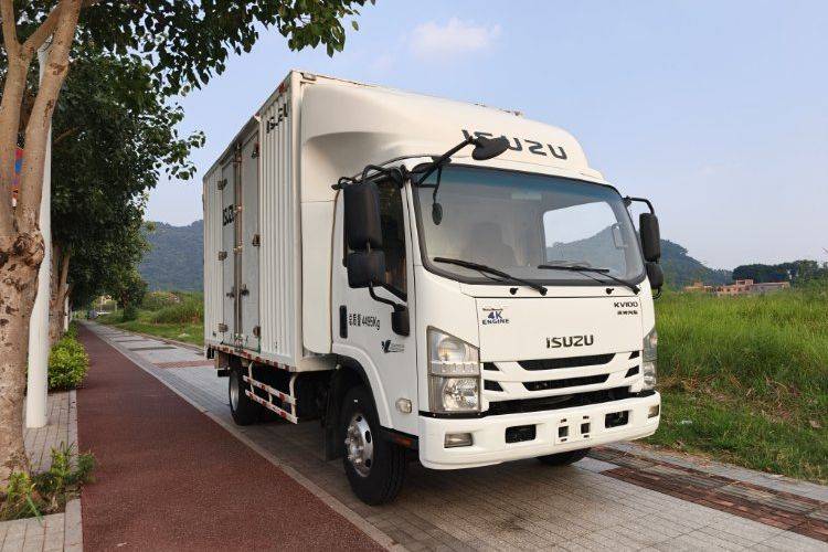 二手庆铃五十铃 120马力 载货车