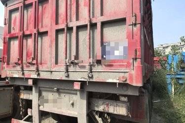 二手米x米 3轴 集装箱式半挂车
