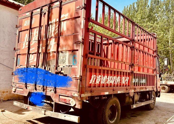 二手中国重汽成都商用车 160马力 载货车