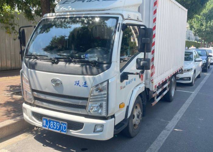 二手上汽轻卡(原上汽跃进) 102马力 载货车