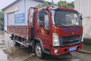 二手中国重汽HOWO 悍将 156马力 4X2 可卸式载货车(国五) 单桥 潍柴二手载货车图片