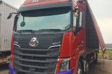 二手东风柳汽 乘龙H7重卡 315马力 6X2 9.6米载货车(国五) 前四后四 东风康明斯二手载货车 黄牌
