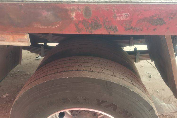 二手东风柳汽乘龙 315马力 载货车