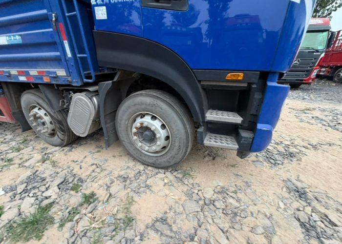二手东风商用车 300马力 载货车