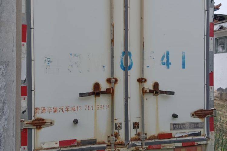 二手福田时代领航 129马力 载货车