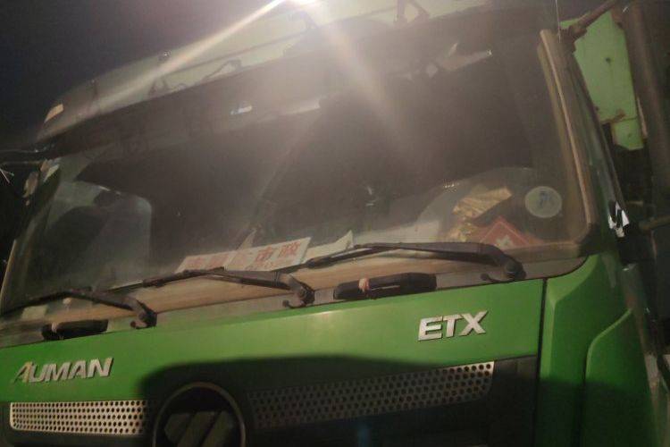 二手欧曼重卡(原福田欧曼) 350马力 自卸车