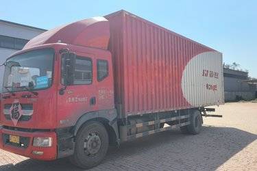 二手东风 多利卡D9 260马力 4X2 8米厢式载货车(国六) 单桥 东风二手载货车 黄牌