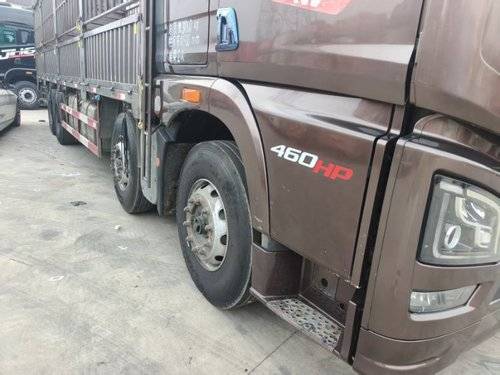 青岛解放 460马力 载货车
