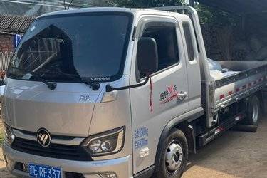 二手福田 奥铃V卡 1.6L 105马力 CNG 3.535米排半栏板小卡(国六) 单桥 东安二手载货车 蓝牌图片