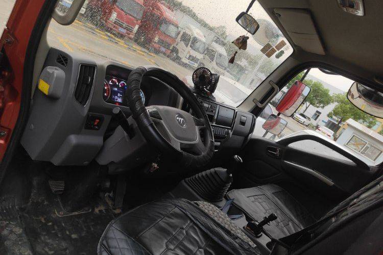 二手福田奥铃 156马力 载货车