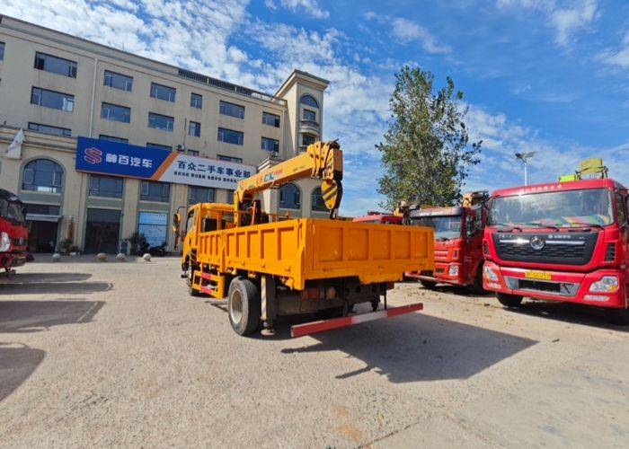 二手重汽豪曼 170马力 专用车