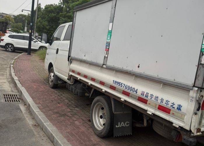 二手江淮恺达 120马力 载货车