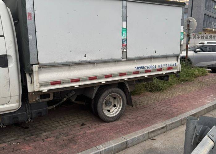 二手江淮恺达 120马力 载货车