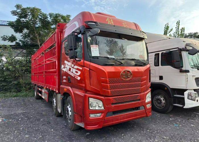 二手青岛解放 350马力 载货车