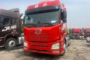 二手青岛解放 JH6重卡 卓越版2.0 460马力 6X4牵引车(国六) 双驱 锡柴二手牵引车 黄牌