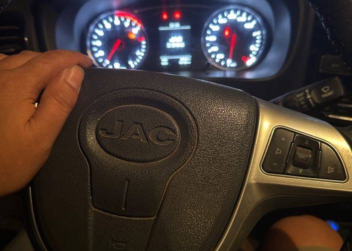 二手江淮恺达 120马力 载货车