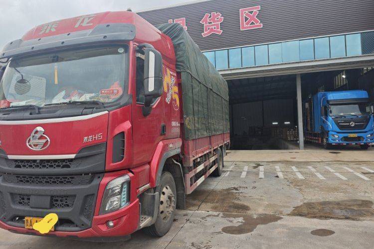 二手东风柳汽乘龙 350马力 载货车