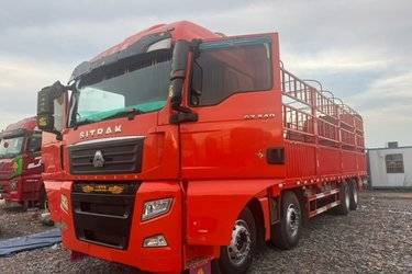 二手中国重汽 汕德卡SITRAK G7重卡 540马力 8X4 9.52米仓栅式货车(国六) 前四后八 曼二手载货车 黄牌图片