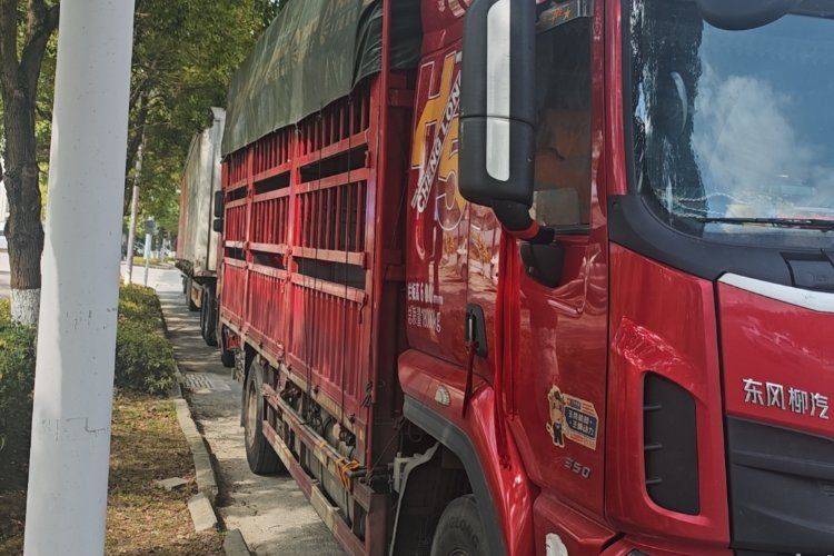 二手东风柳汽乘龙 350马力 载货车