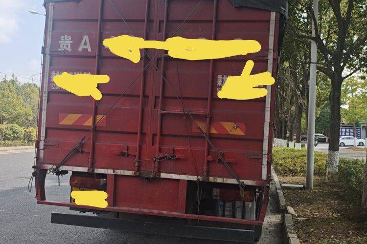 二手东风柳汽乘龙 350马力 载货车