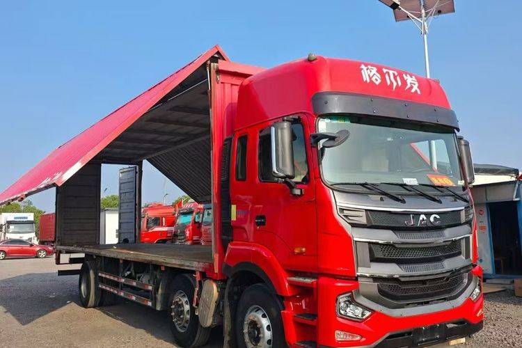 江淮格尔发 240马力 载货车