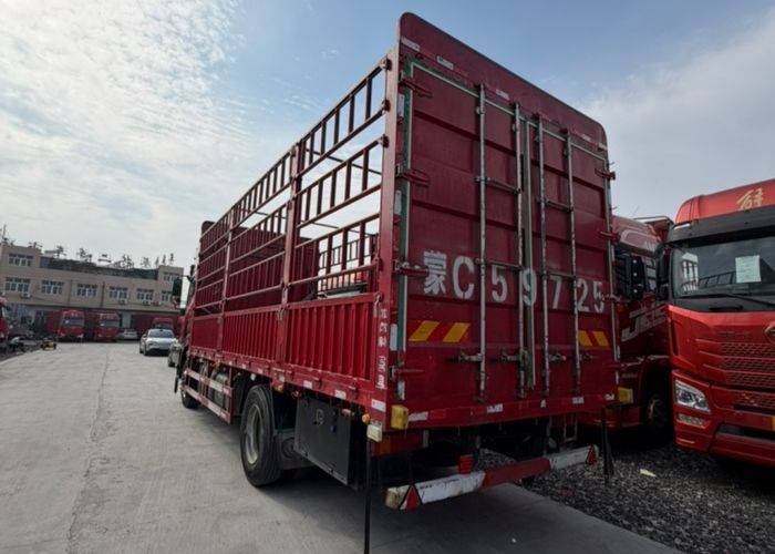 二手东风商用车 290马力 载货车
