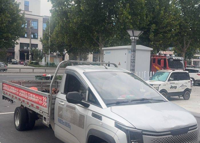 二手上汽通用五菱 136马力 载货车