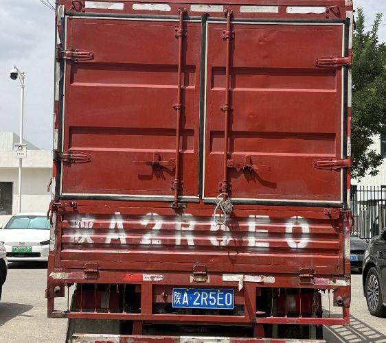 二手重汽HOWO轻卡 115马力 载货车