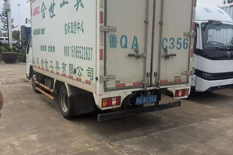 二手江铃汽车 136马力 载货车