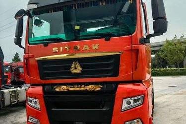 二手中国重汽 汕德卡SITRAK C7H重卡 540马力 6X4牵引车(国五) 双驱 曼二手牵引车 黄牌图片