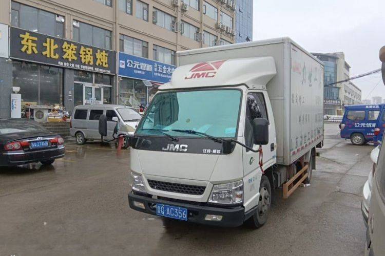 二手江铃汽车 136马力 载货车