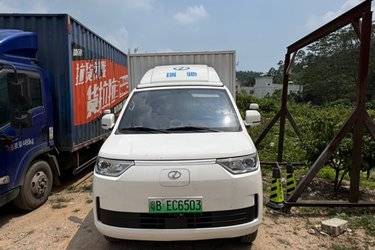 二手瑞驰ED71S 先锋型 3.802米单排纯电动厢式微卡 中创新航56.67kWh  二手电动卡车电动载货车图片