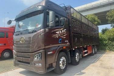 二手畜禽运输车 青岛解放 解放JH6 560 9.6 8X4图片