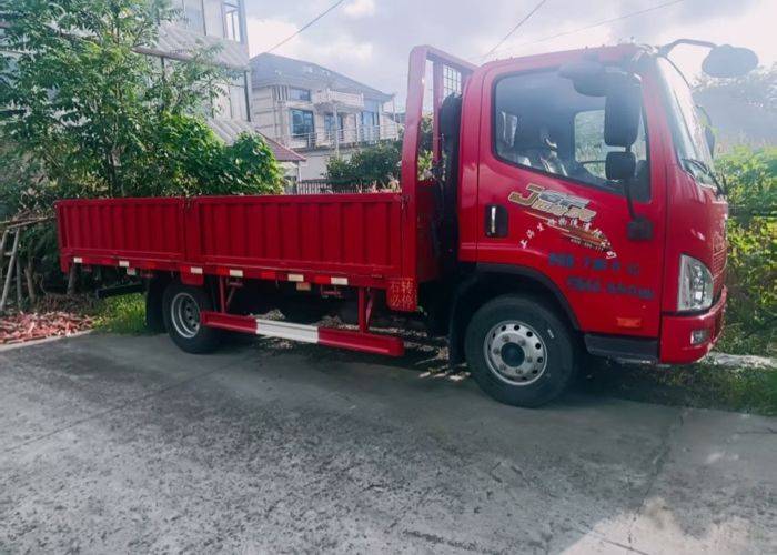 二手一汽解放轻卡 150马力 载货车