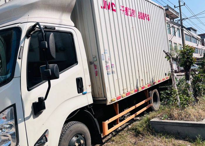 二手江铃汽车 116马力 载货车
