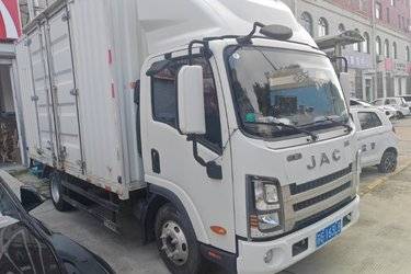 二手江淮 威铃M6 3.0L 129马力 CNG 3.85米排半厢式轻卡(国六) 单桥 江铃二手载货车 蓝牌图片