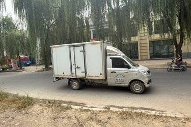 二手福田 祥菱V 1.5L 115马力 汽油 3.05米单排厢式微卡(国六) 单桥 东安二手载货车 蓝牌图片