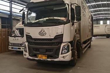 二手东风柳汽 乘龙H5 240马力 4X2 载货车底盘(国六) 单桥 康明斯二手载货车 新能源图片