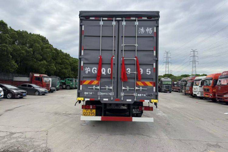 二手重汽豪沃(HOWO) 290马力 载货车
